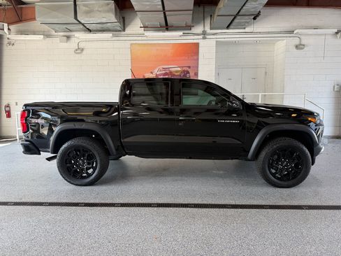 New 2026 Chevrolet Colorado Trail Boss AWD/4WD image 9