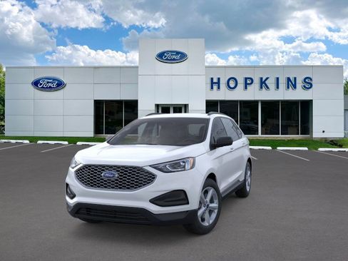 New 2024 Ford Edge SE image 2