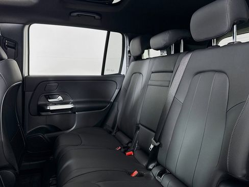 New 2026 Mercedes-Benz GLB 250 image 7