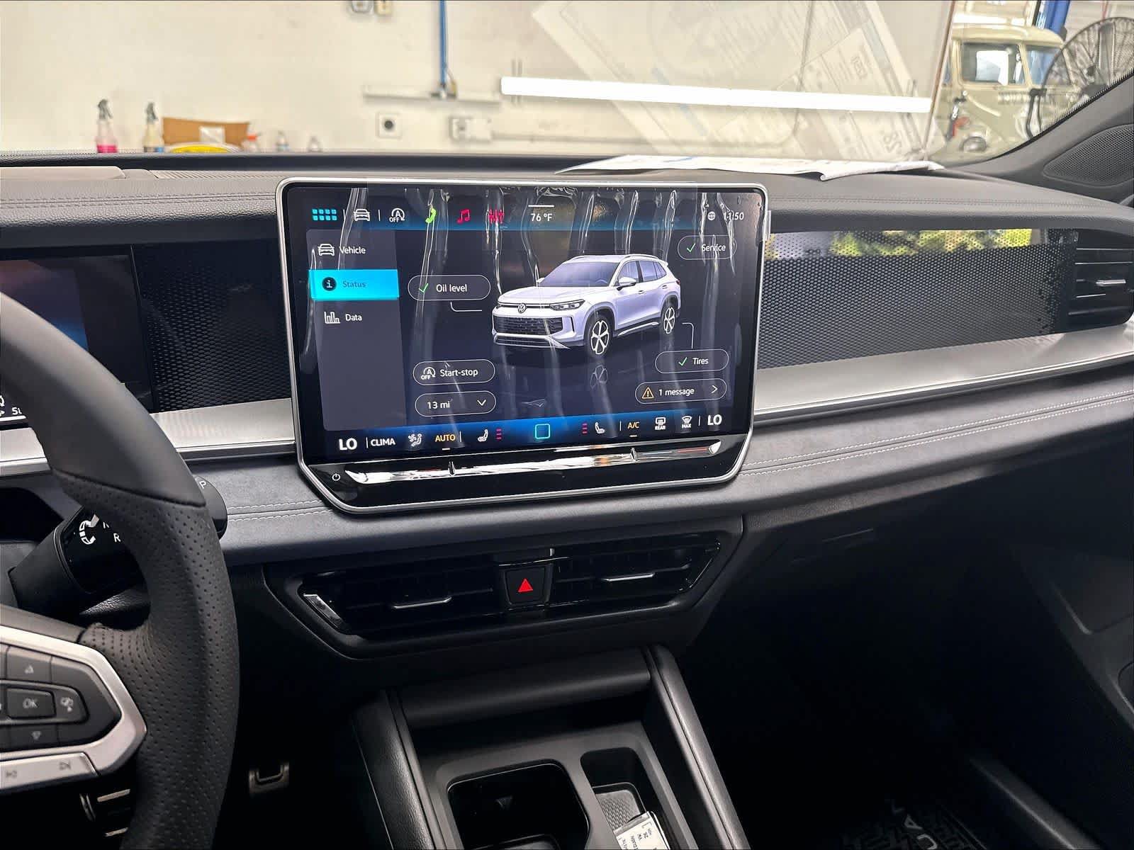 New 2026 Volkswagen Tiguan SE R-Line FWD image 6