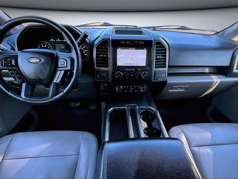 Used 2019 Ford F150 XLT w/ Equipment Group 302A Luxury image 7