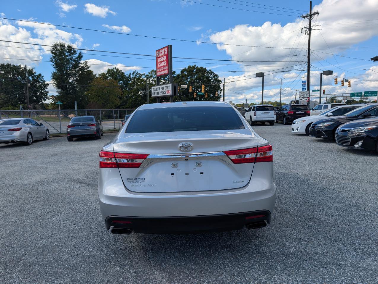 Used 2014 Toyota Avalon XLE Premium FWD image 8