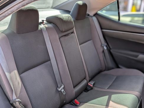 Used 2019 Toyota Corolla LE FWD image 30