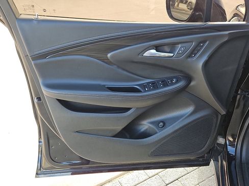 Used 2020 Buick Envision Essence w/ Experience Buick Package image 13