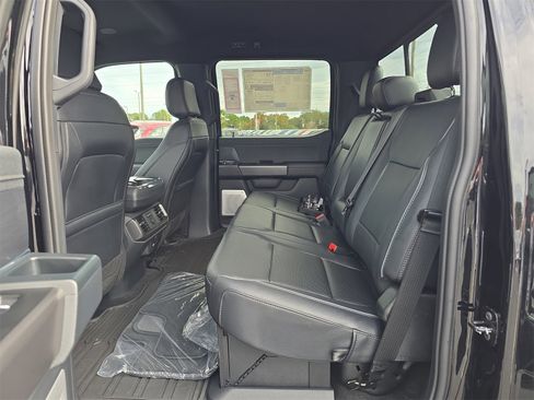 New 2025 Ford F150 Lariat w/ Equipment Group 502A High image 12