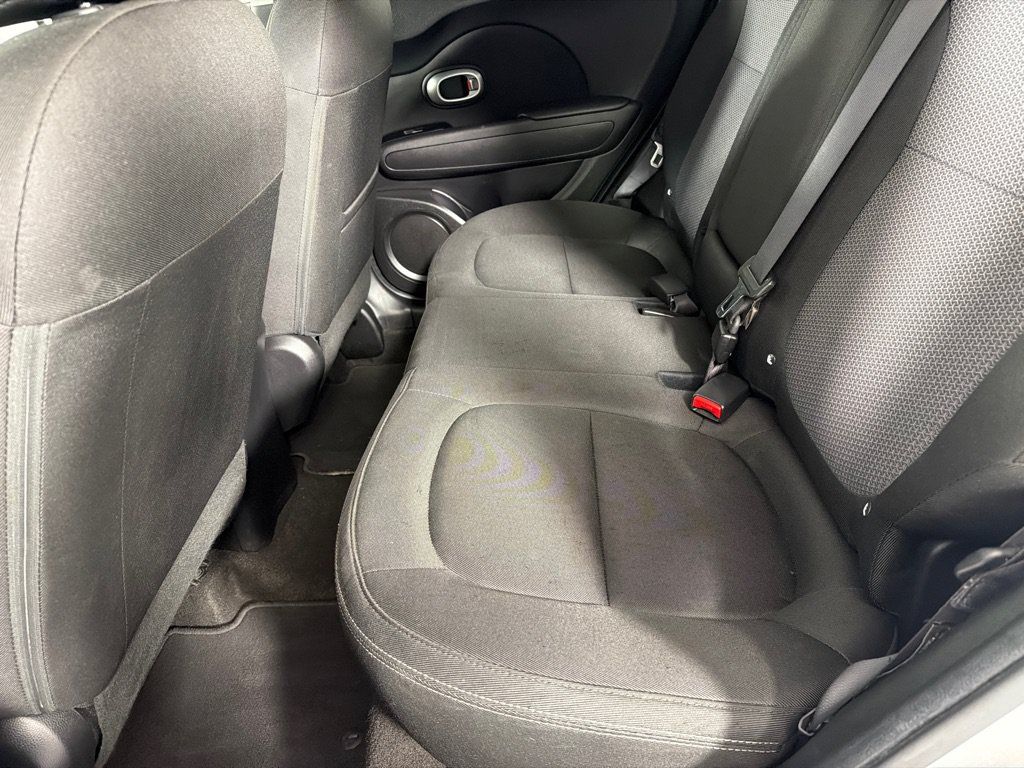 Used 2018 Kia Soul + FWD image 18