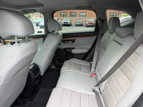 Used 2018 Honda CR-V Touring image 9