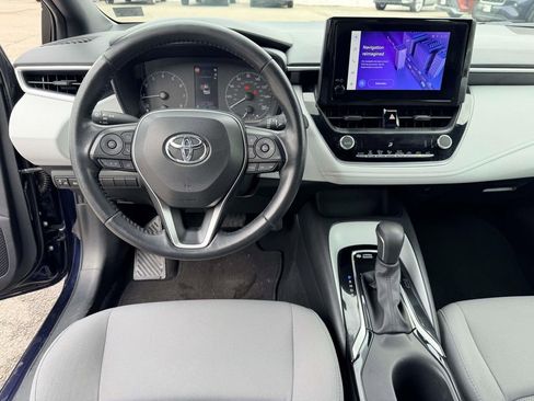 Certified 2023 Toyota Corolla SE image 2