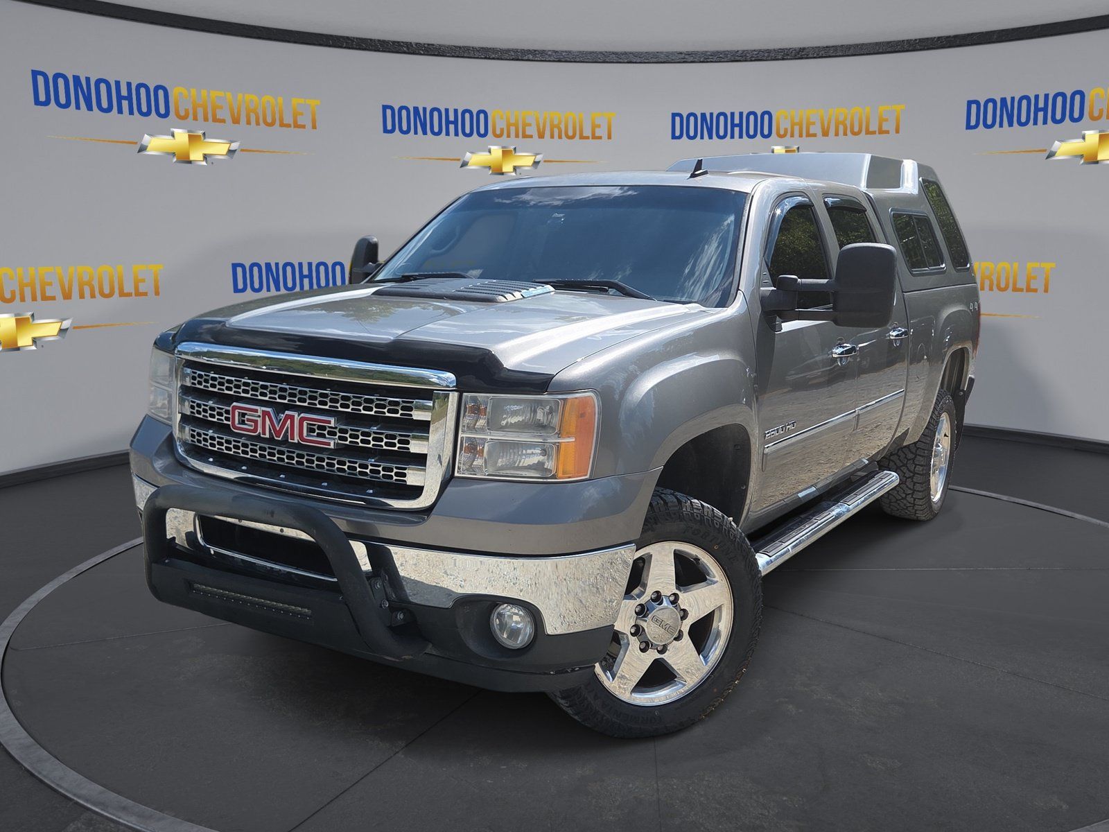 Used 2014 GMC Sierra 2500 SLE w/ HD SLE Premium Package AWD/4WD image 4