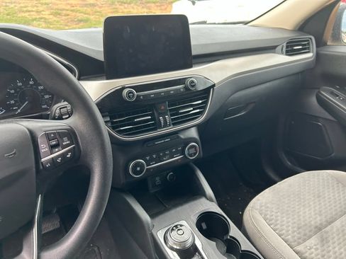 Used 2020 Ford Escape SE AWD/4WD image 11