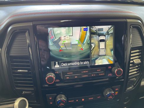 Used 2023 Nissan Titan PRO-4X w/ Pro-4x Convenience Package image 46