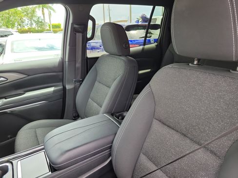 Used 2024 Chevrolet Traverse LS w/ Midnight/Sport Edition FWD image 17