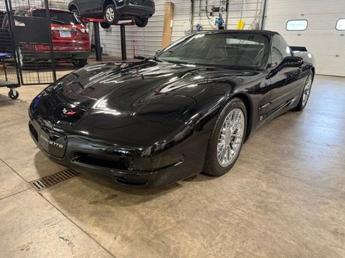 Used 2002 Chevrolet Corvette Convertible w/ Preferred Equipment Group2 RWD image 19