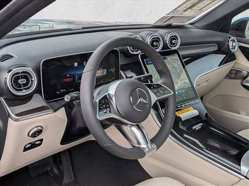 New 2026 Mercedes-Benz GLC 300 4MATIC image 3