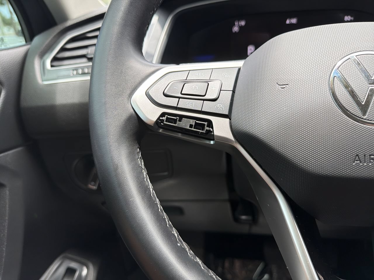 Used 2024 Volkswagen Tiguan Wolfsburg Edition FWD image 28