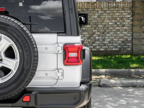 Used 2021 Jeep Wrangler Unlimited Sport AWD/4WD image 60