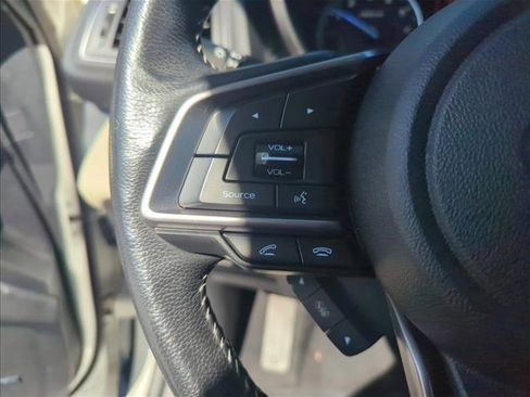 Used 2022 Subaru Ascent Limited w/ Technology Package image 12