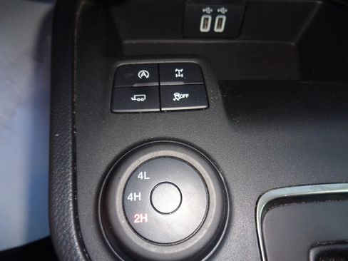 Used 2020 Ford Ranger XLT w/ Equipment Group 301A Mid image 15