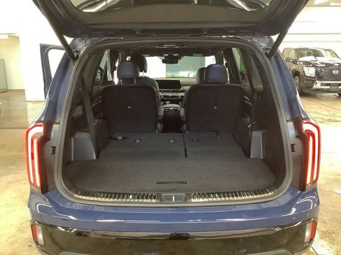 Certified 2025 Kia Telluride SX Prestige X-Line AWD/4WD image 24