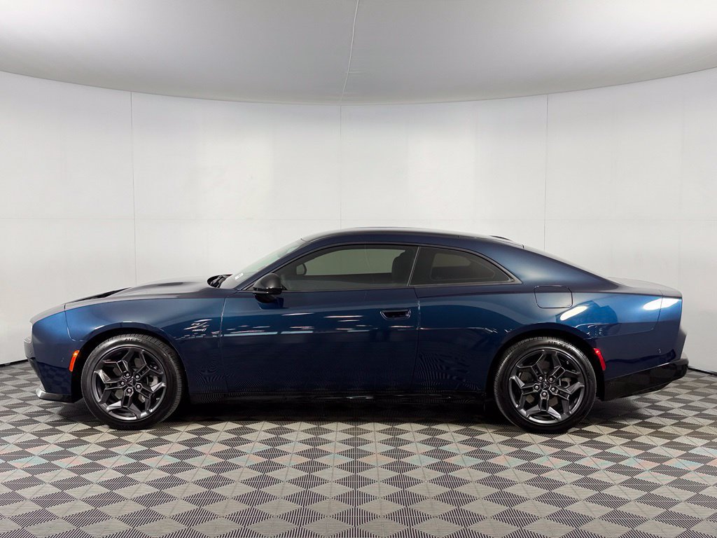 Used 2025 Dodge Charger Daytona R/T w/ Quick Order Package 25M R/T AWD/4WD image 10