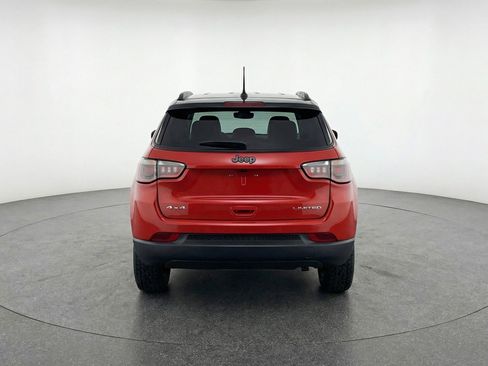 Used 2025 Jeep Compass Trailhawk AWD/4WD image 7