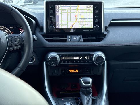 Used 2020 Toyota RAV4 TRD Off-Road image 30