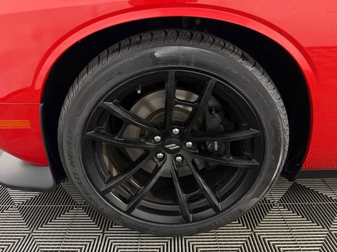 Used 2021 Dodge Challenger R/T Scat Pack w/ T/A Package RWD image 10