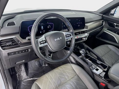 Used 2023 Kia Telluride EX X-Line image 10