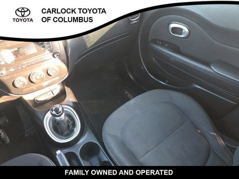 Used 2014 Kia Soul FWD image 19