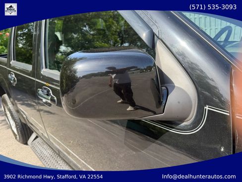 Used 2012 Chevrolet Colorado LT AWD/4WD image 7