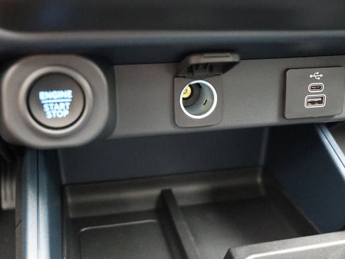 New 2025 Ford Maverick XLT w/ Equipment Group 301A image 31