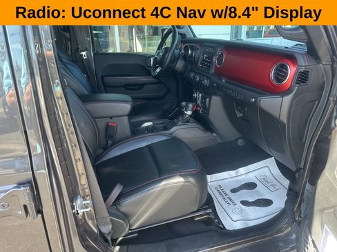 Used 2018 Jeep Wrangler Unlimited Rubicon AWD/4WD image 12