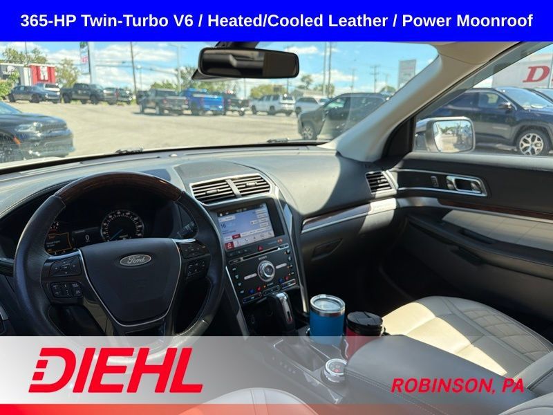Used 2018 Ford Explorer Platinum AWD/4WD image 10