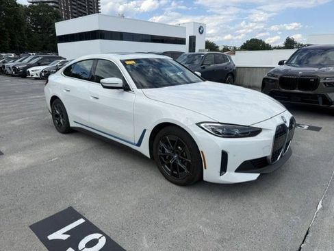 Used 2023 BMW i4 eDrive35 w/ Premium Package RWD image 2