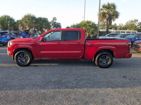 Used 2025 Nissan Frontier SV RWD image 7