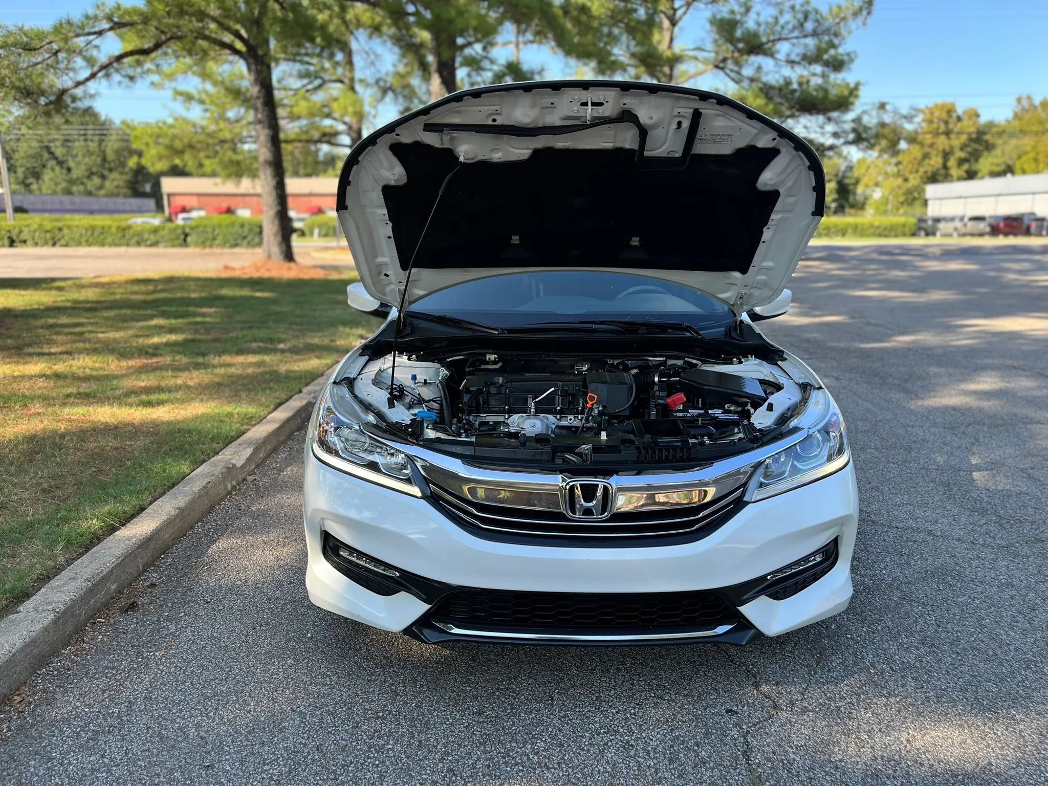 Used 2017 Honda Accord Sport image 27