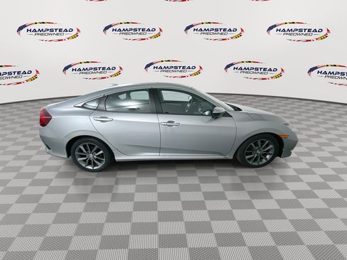 Used 2019 Honda Civic EX image 9