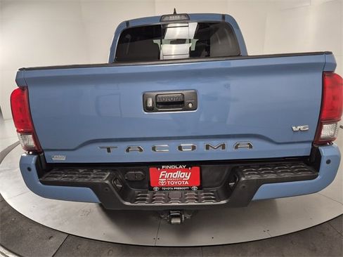 Used 2019 Toyota Tacoma TRD Sport image 16