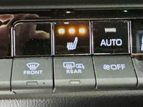 Used 2024 Toyota Crown XLE image 23