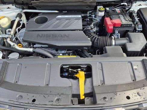 Used 2023 Nissan Rogue S AWD/4WD image 22