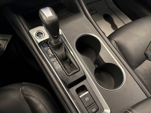 Used 2019 Nissan Altima 2.5 Platinum image 16