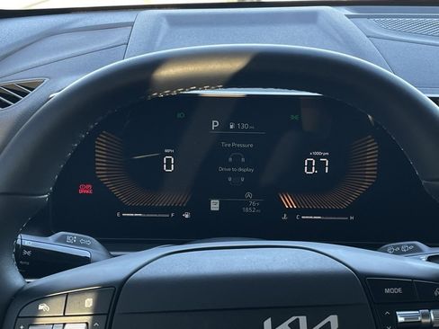 Used 2026 Kia Sportage EX image 15