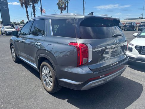 Used 2025 Hyundai Palisade SEL FWD image 4