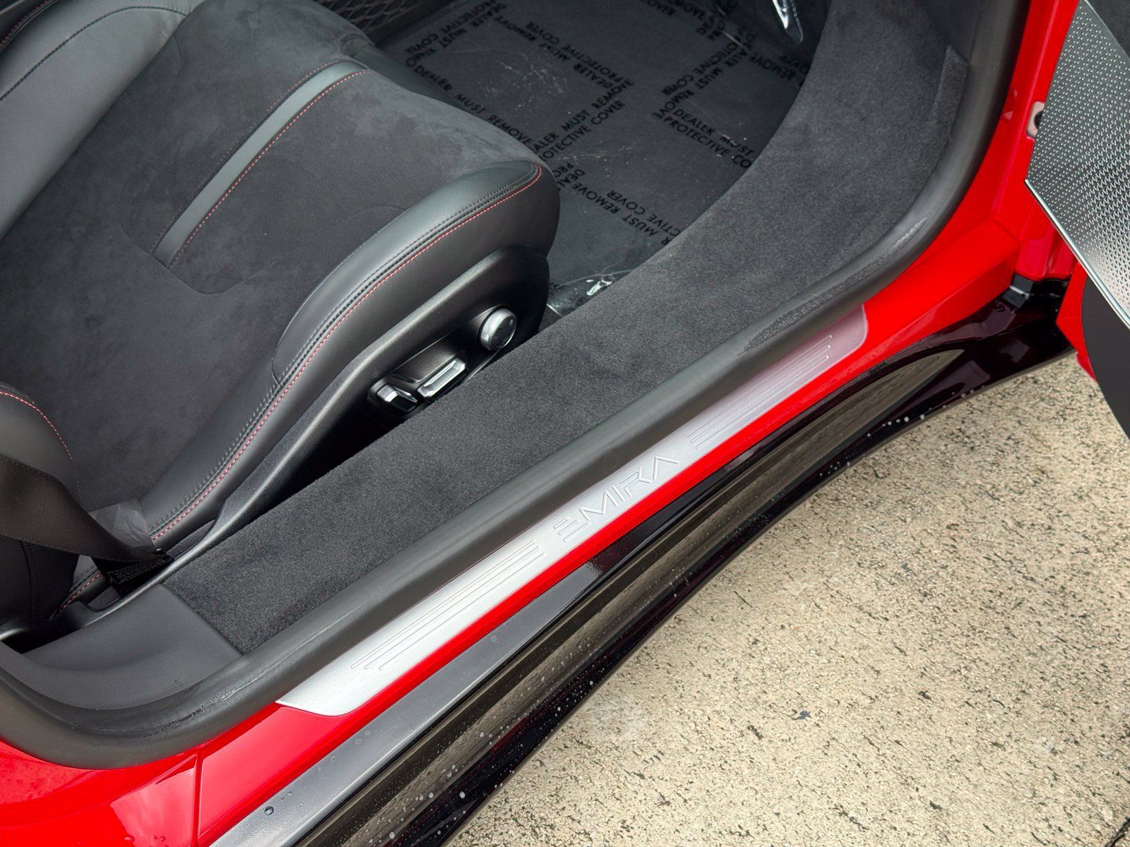 Used 2025 Lotus Emira RWD image 43