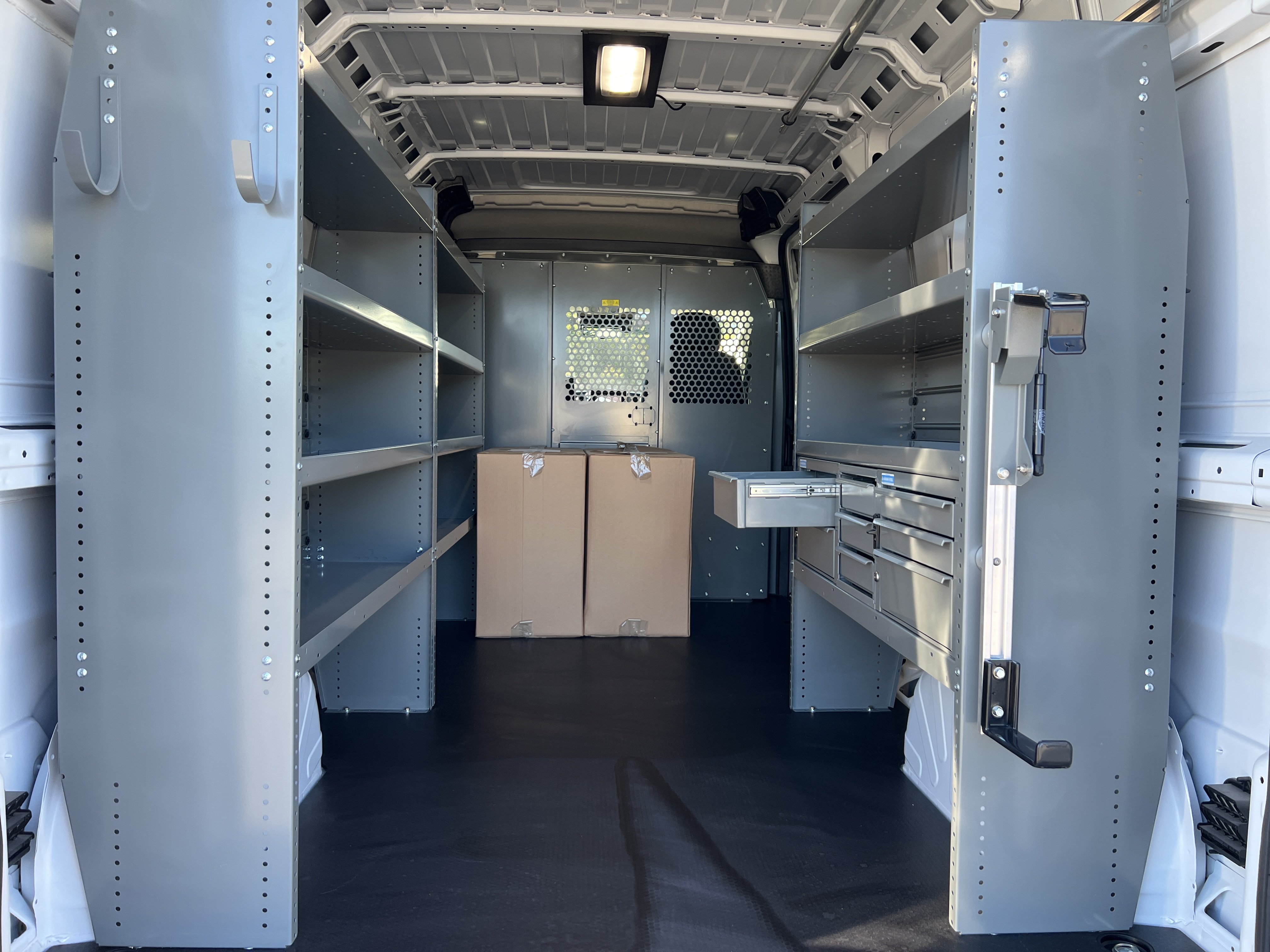 Used 2025 RAM ProMaster 2500 w/ Safety Group FWD image 9