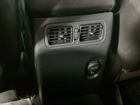 Used 2017 INFINITI QX70 AWD w/ Premium Package image 28