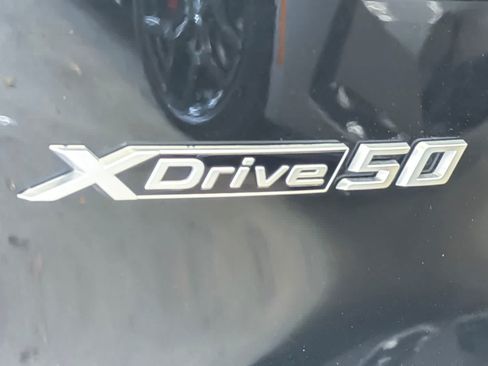 Used 2024 BMW iX xDrive50 w/ Premium Package AWD/4WD image 28