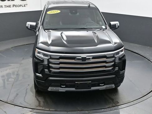 Used 2022 Chevrolet Silverado 1500 High Country w/ High Country Premium Package image 58