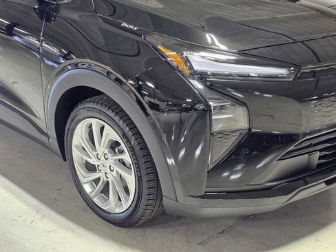 New 2027 Chevrolet Bolt LT image 10