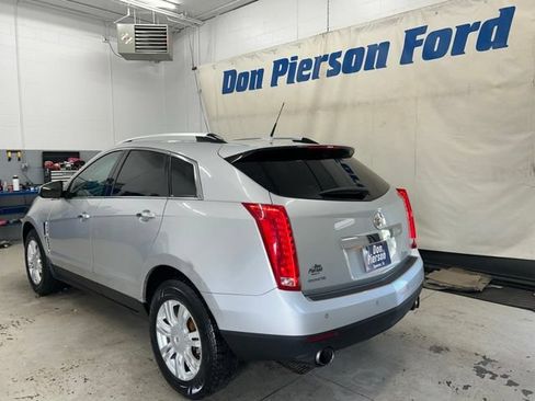 Used 2010 Cadillac SRX Luxury FWD image 7